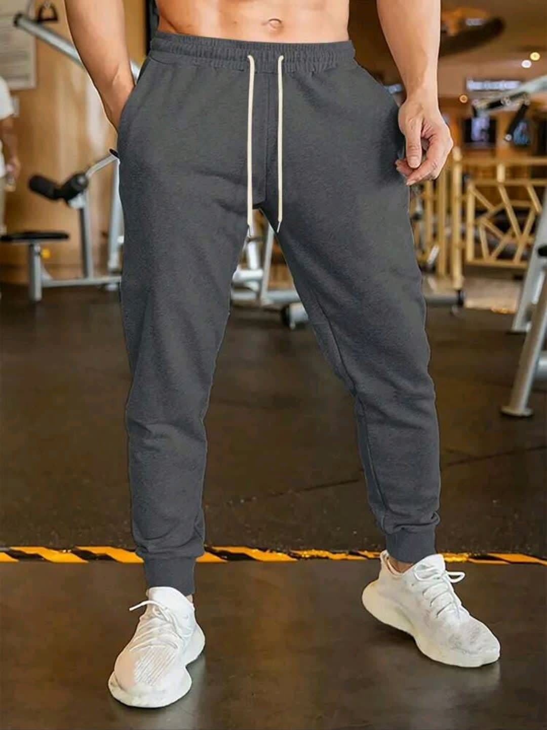 Jogger gris holgado
